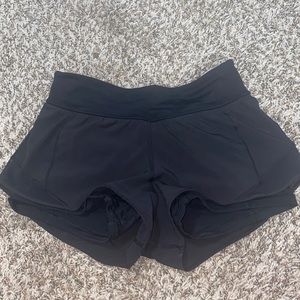 Black Lululemon shorts!!